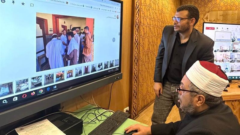 مراقبة لجان الامتحان