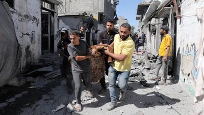 3 شهداء بينهم سيدة حامل في قصف الاحتلال وسط قطاع غزة