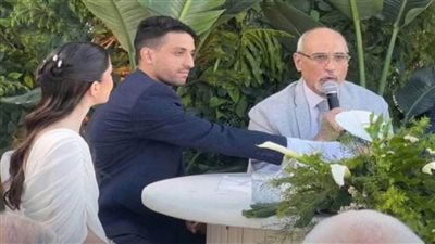 مهاجم الأهلي يعقد قرانه بعيداً عن الأضواء