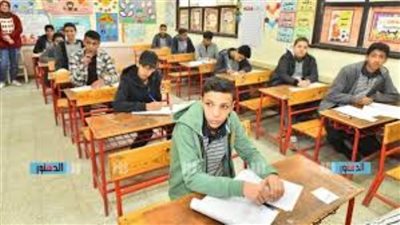 انطلاق امتحانات الشهادة الإعدادية بأسوان والتي يؤديها 26 ألفًا و927 طالبًا وطالبة