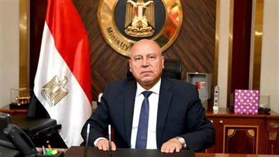 الوزير يلتقى المستثمرين الصناعيين بمحافظة البحيرة  بمقر 