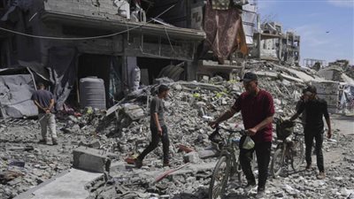 عاجل.. استشهاد 30 فلسطينيا في هجوم إسرائيلي على نقطة توزيع مساعدات بغزة