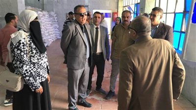 وكيل وزارة التموين بالدقهلية يتابع توافر السلع بالمخازن قبل حلول عيد الأضحى