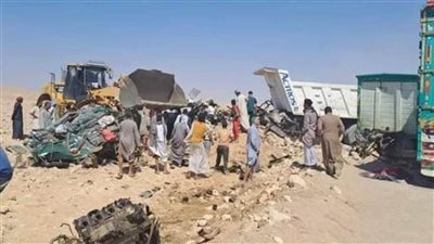 مصرع شخصين فى حادث تصادم بالطريق الزراعي بأسوان 
