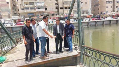 حرصًا على سلامة وأرواح المواطنين.. إغلاق الكوبرى العائم بكفر الدوار