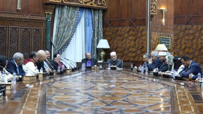 شيخ الأزهر يستقبل رئيس الطائفة الإنجيلية للتهنئة بقرب حلول عيد الأضحى المبارك