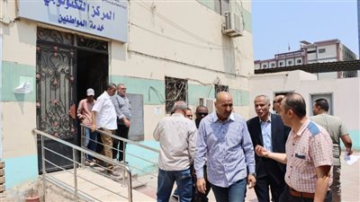 سكرتير بني سويف يتابع العمل في ملف التصالح بمركز تكنولوجي بني سويف