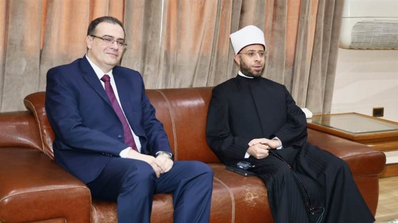 وزير الأوقاف خلال