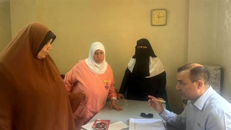 جانب من الزيارة المفاجئة