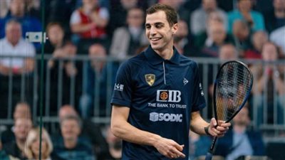 علي فرج ونور الشربيني يفوزان بجائزة الأفضل في مايو من رابطة محترفي الإسكواش