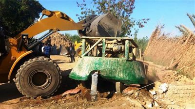 محافظة أسوان: إزالة 32 طاحونة للذهب في حملة مكبرة داخل 10 مواقع بقرية وادي عبادى بإدفو