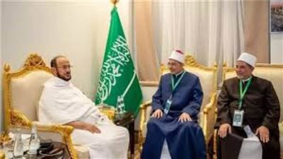 وزير الشؤون الإسلامية يستقبل رئيس جامعة الأزهر وعميد كلية الدراسات الإسلامية  