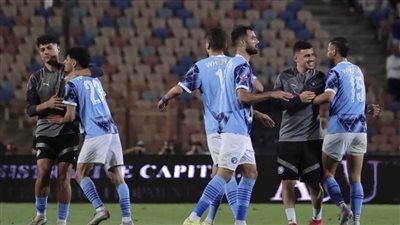 بيراميدز يتقدم على الزمالك بهدف قطة في الشوط الأول