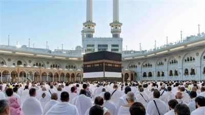 خطيب المسجد الحرام: اجتمع عيدان اليوم.. فمن شهد العيد سقطت عنه الجمعة