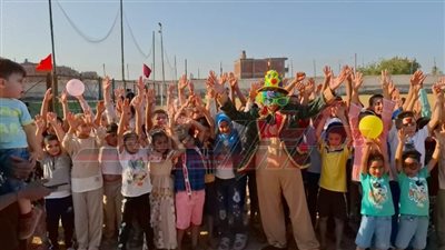  الفنون الشعبية والأراجوز والساحر أبرز احتفالات 