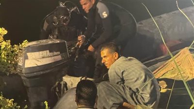 محافظ أسيوط يتابع حادث سقوط تروسيكل بنهر النيل والبحث عن 4 مفقودين