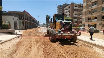 رصف عدد من شوارع عاصمة كفر الشيخ