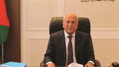 الحكومة الفلسطينية تتسلم من نظيرتها الروسية منحة 30 ألف طن قمح لسكان غزة