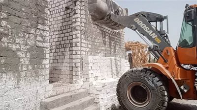 محافظ المنيا: إزالة 215 حالة تعدٍ على الأراضي الزراعية وأملاك الدولة والبناء المخالف