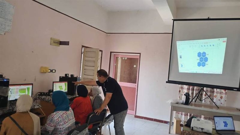 جانب من الدورات التدريبية