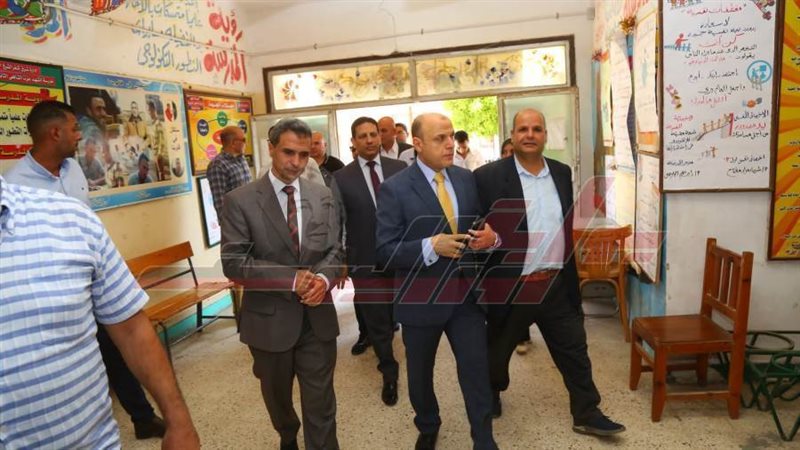 جولة المحافظ ووكيل