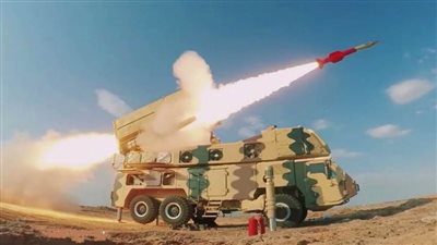 القوات المسلحة الإيرانية: الدفاعات الجوية تتصدى لهجمات إسرائيلية مسيّرة قرب منشآت حيوية