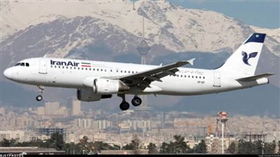 إيران تمدد إلغاء جميع الرحلات الجوية الداخلية والدولية حتى صباح غد
