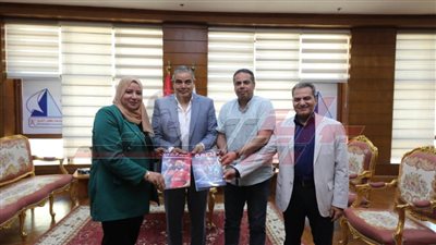 تسليم المشروعات التدريبية لشعبة الصحافة بقسم الإعلام كلية الآداب بجامعة كفر الشيخ