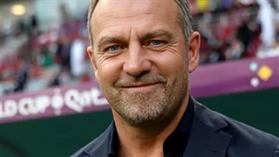  بعد ثلاثية محلية.. فليك يتوج بالمقعد الذهبي مع برشلونة 