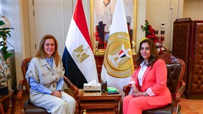 وزيرة التنمية المحلية تستقبل المدير التنفيذي للأكاديمية الوطنية للتدريب