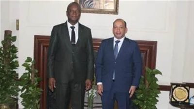 قصر العيني يستقبل سفير جمهورية الكونغو 