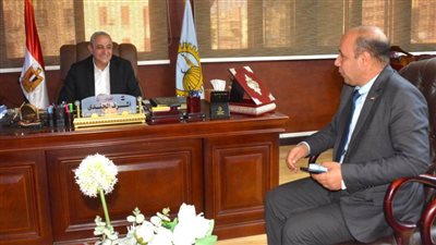  بالصور.. محافظ الغربية: إنهاء أزمة توريد الياسمين بشبرابلولة