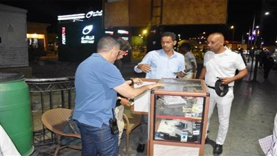   نائب محافظ أسوان يقود حملة لإزالة 350 حالة إشغال بالسوق السياحي والشوارع الجانبية الملحقة به