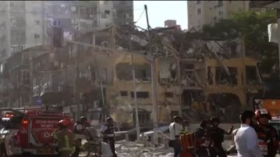 صواريخ إيرانية تصيب مستشفى في جنوب إسرائيل ونتنياهو يتوعد إيران بدفع 