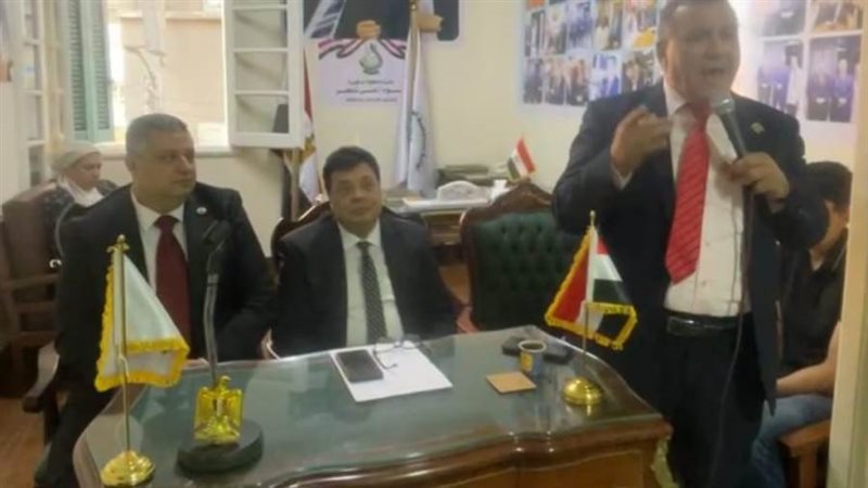 جانب من الندوة