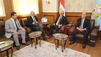 وزير العمل يصل كفر الشيخ  لبحث عدد من الملفات