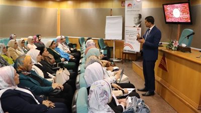 انطلاق أولى فعاليات البرنامج التدريبي المرأة تقود بمكتبة دمنهور 