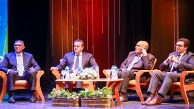  وزير الصحة يشهد حفل الإعلان عن تدشين تمثال السير مجدي يعقوب