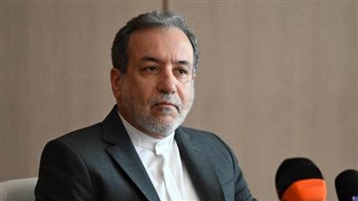 عراقجي: لن نتحدث مع أمريكا