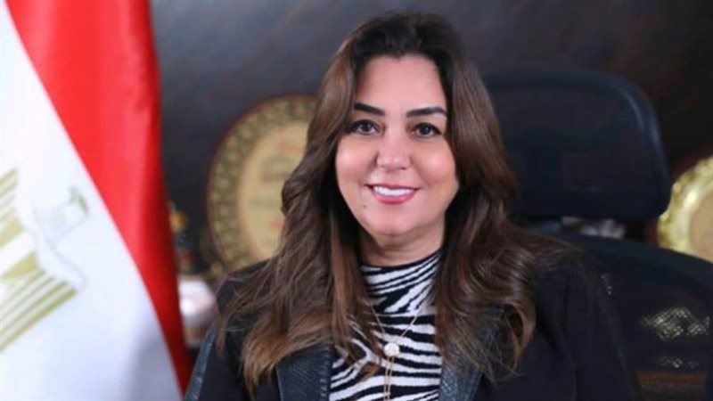 الدكتورة منال عوض