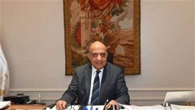 عصمت يتابع ربط محطتي محولات جرزا وغرب بكر بمحافظتي الجيزة والبحر الأحمر على الشبكة الكهربائية