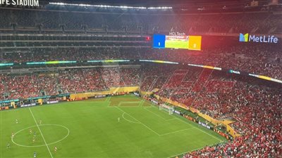  جماهير الأهلي تشعل ملعب ميتلايف 