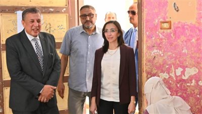 محافظ البحيرة تتفقد انتظام سير إمتحانات الثانوية العامة القديمة ..صور