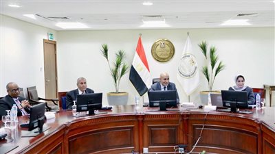 إعداد دراسة واسعة عن مشكلة القرائية للمرحلة الابتدائية 