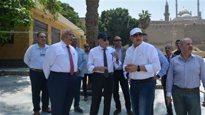 مستشار رئيس الجمهورية للتنمية المحلية يتفقد أعمال تطوير باب الفتوح ودرب اللبنانة