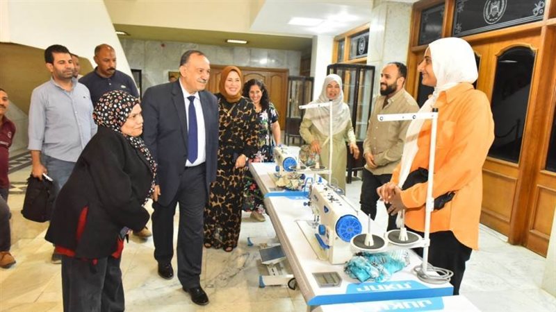 تسليم الماكينات