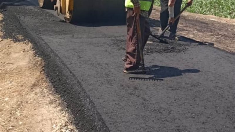 جانب من أعمال الرصف