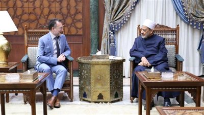 شيخ الأزهر يستقبل سفير كندا بالقاهرة لبحث سبل تعزيز التعاون العلمي والدعوي