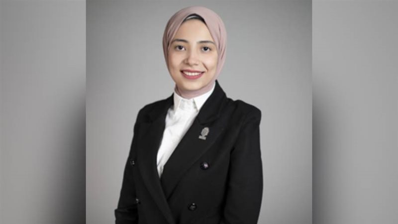 منى قشطة باحث بالمركز