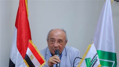 نقيب المهندسين يفتتح مصيف المهندسين الجديد بمرسى مطروح 